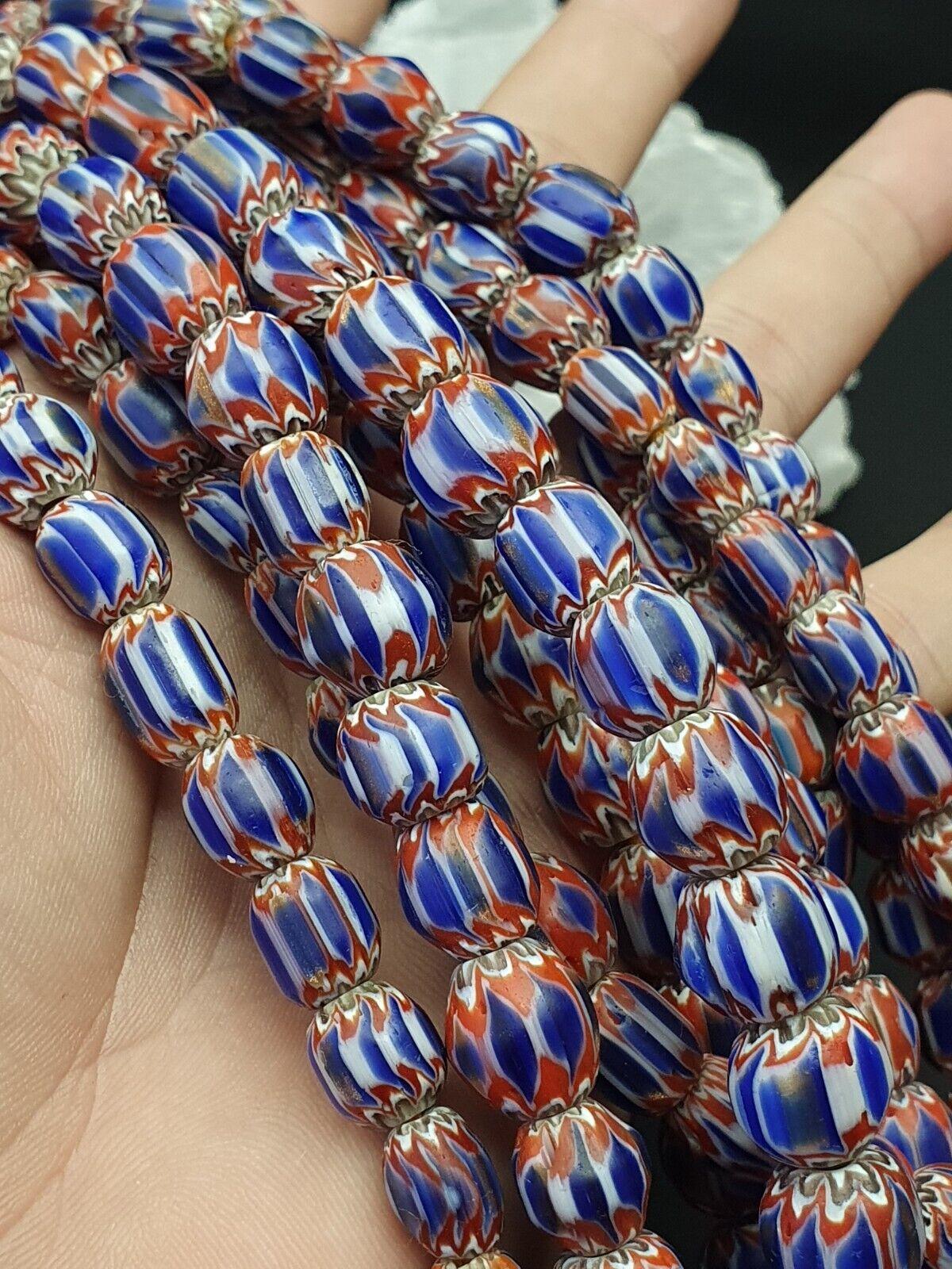 Blaue und rote Chevrons venezianische Perlen afrikanische Halskette 11-11,5 mm