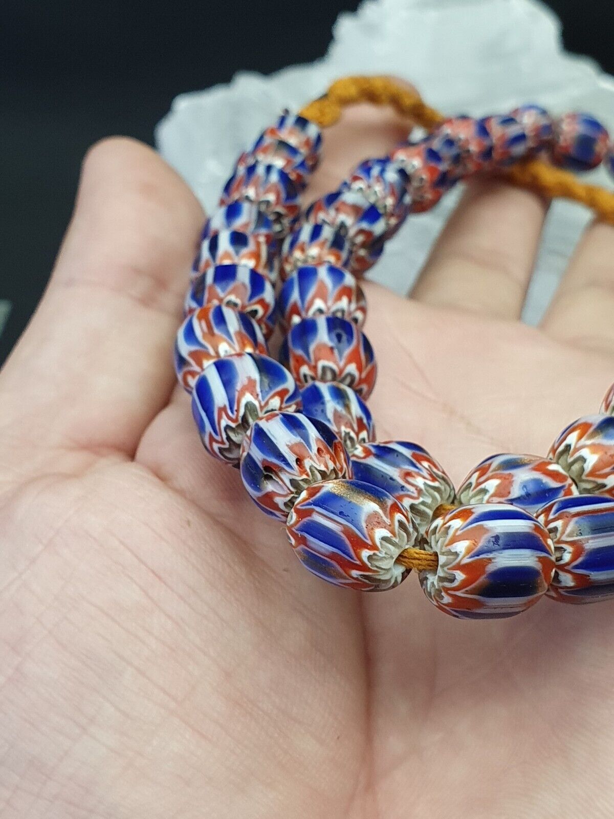 Blaue und rote Chevrons venezianische Perlen afrikanische Halskette 11-11,5 mm
