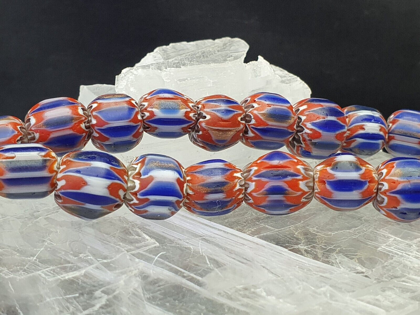 Blaue und rote Chevrons venezianische Perlen afrikanische Halskette 11-11,5 mm