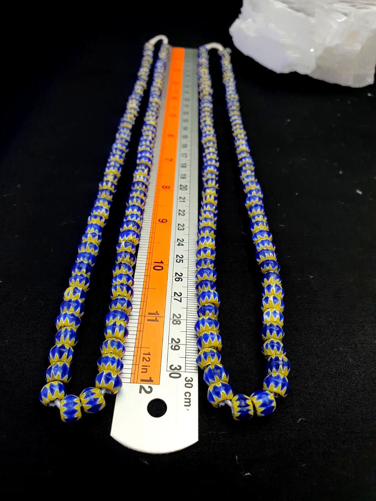 Blaue und gelbe Chevrons venezianische Perlen afrikanische Halskette 8,5 mm