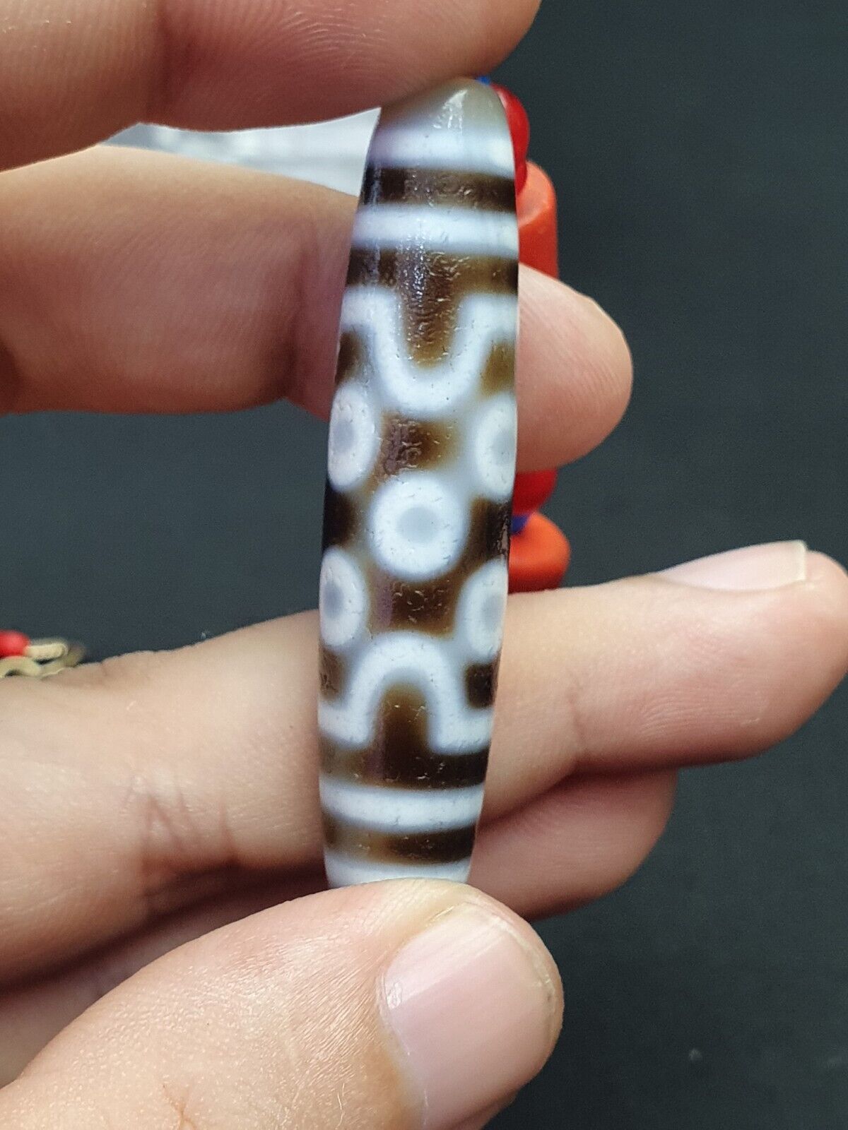 Himalaya-indo-tibetischer 7-Augen-Dzi mit antiker venezianischer Glas-Amulett-Halskette