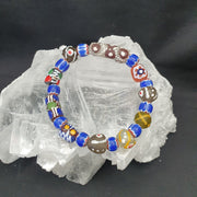 Vintage Wunderschönes blaues Chevron-Armband aus afrikanischer Glasperlen-Kollektion