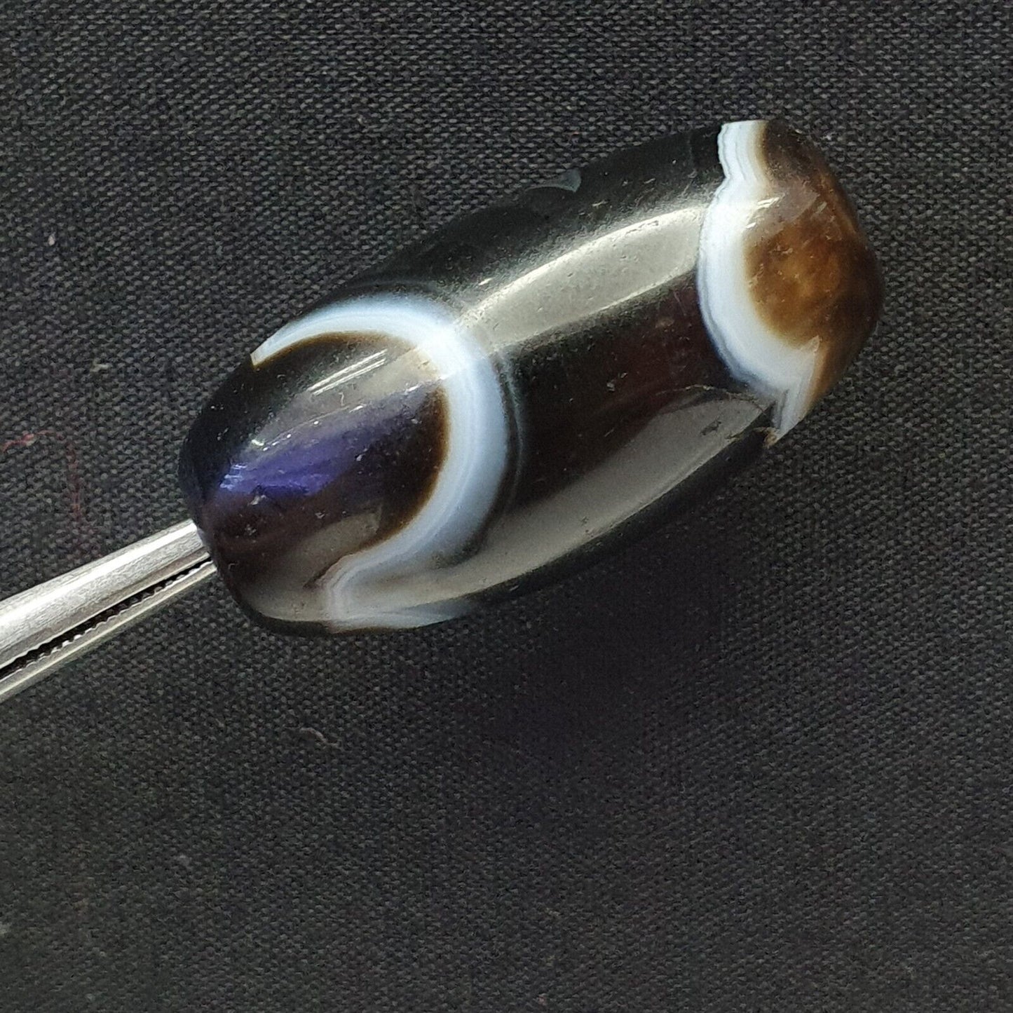 Antike indotibetische Achatperlen mit wunderschönem Muster, Amulettperle 29 mm x 15 mm