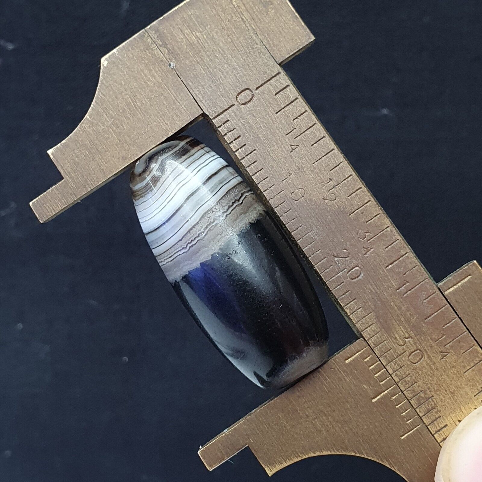 Ancient Old Himalayan Indo Tibetan Very Rare Agate Bead 27mm