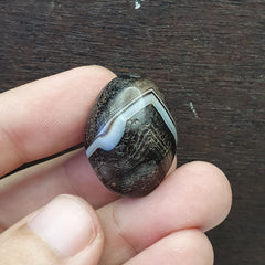 Vintage Tibetan Sulaimani Agate bead With Beautiful Stripes.