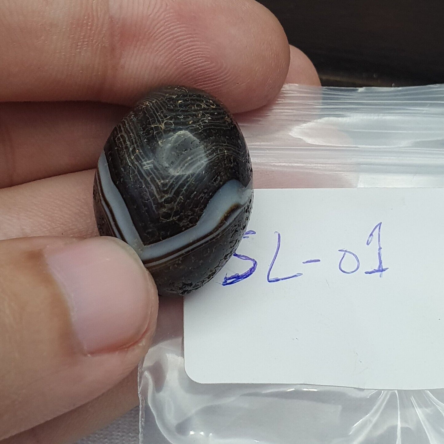 Vintage tibetische Sulaimani-Achat-Perle mit wunderschönen Streifen.