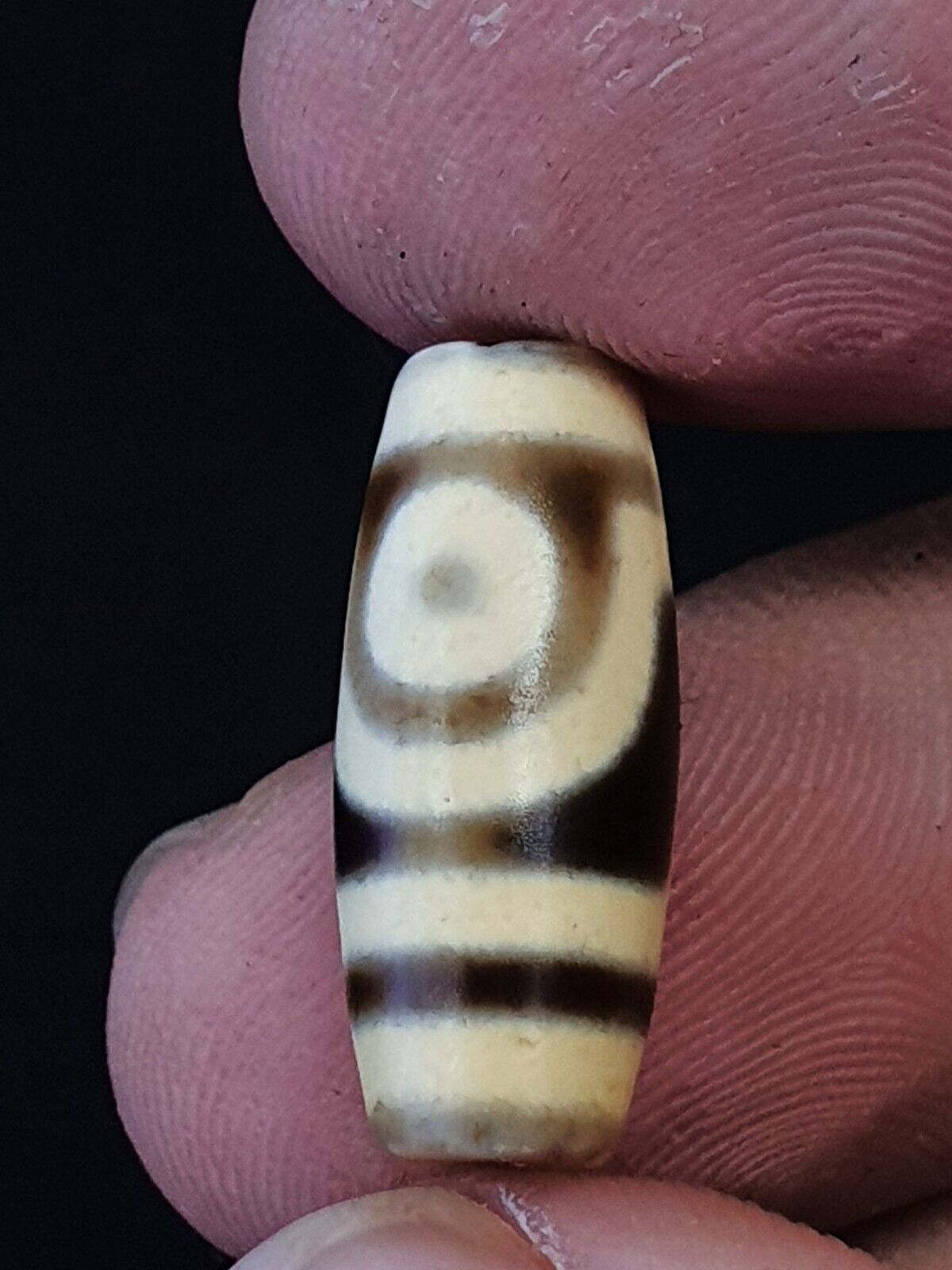 3 pcs Old Himalayan Indo Tibetan rare Patterns 2 Eyes Dzi Amulet Beads