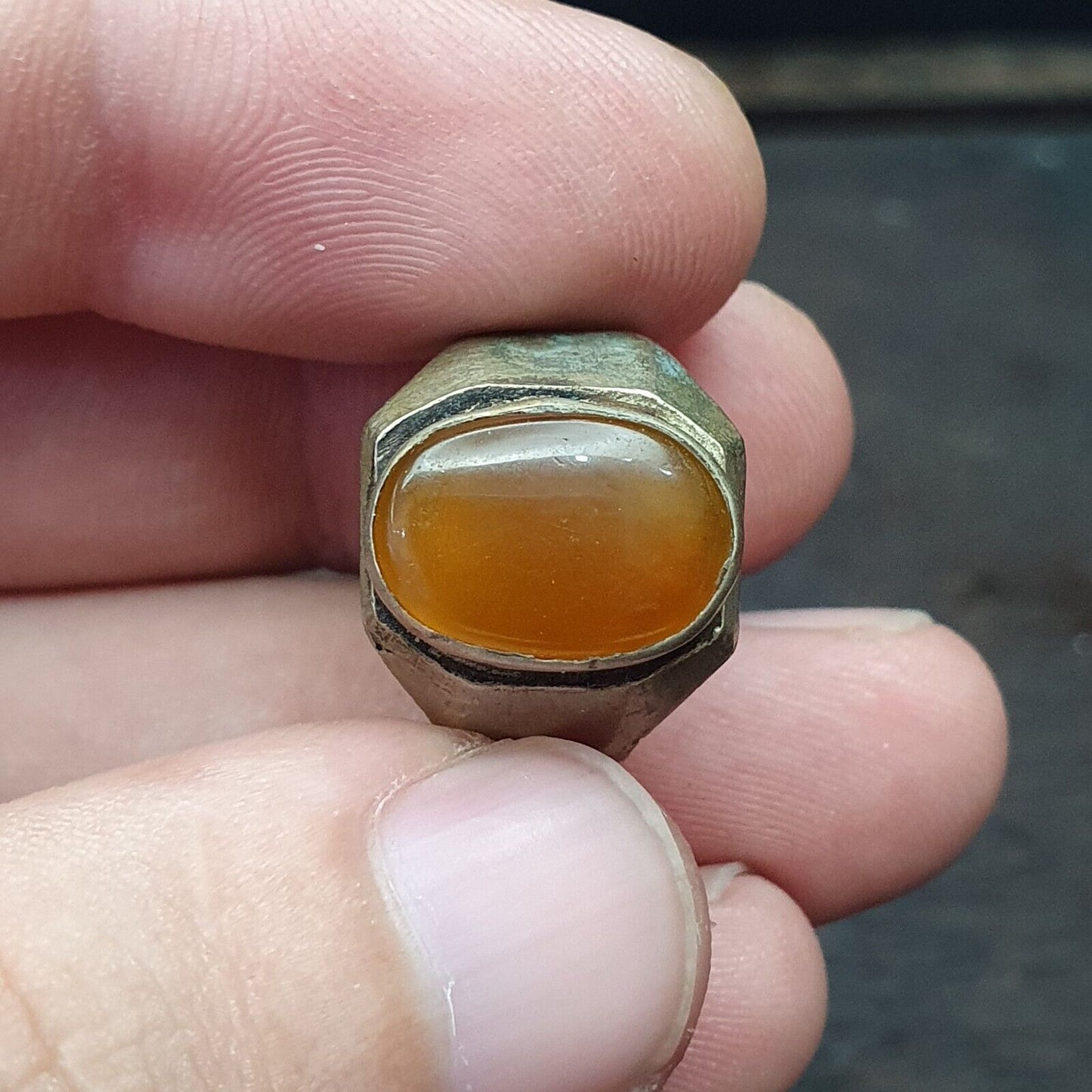 古董 haqiq 復古戒指，配以也門 Akik 瑪瑙主石