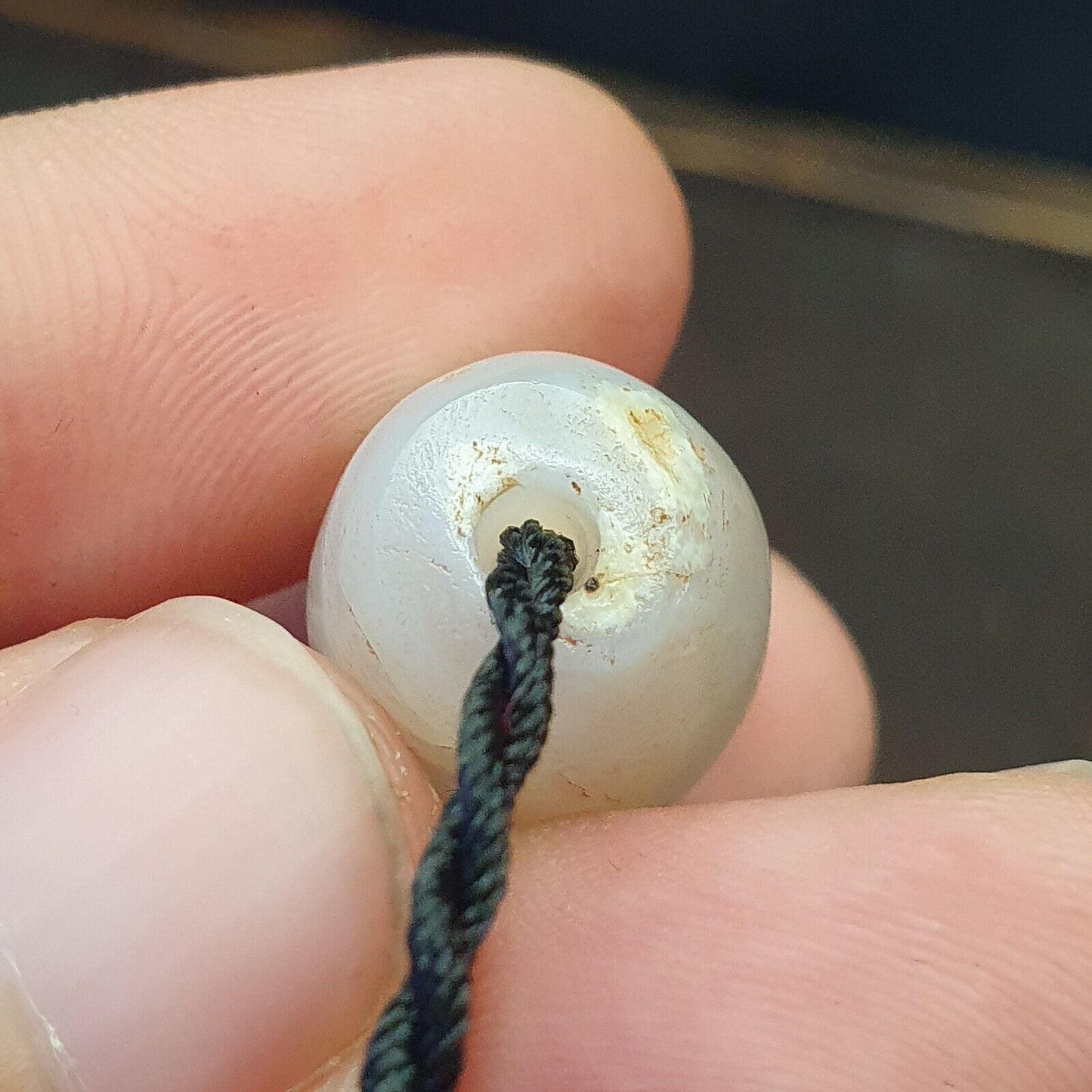 3 Stück antike alte Himalaya-blaue Spitzen-Chalcedon-Achatperlen