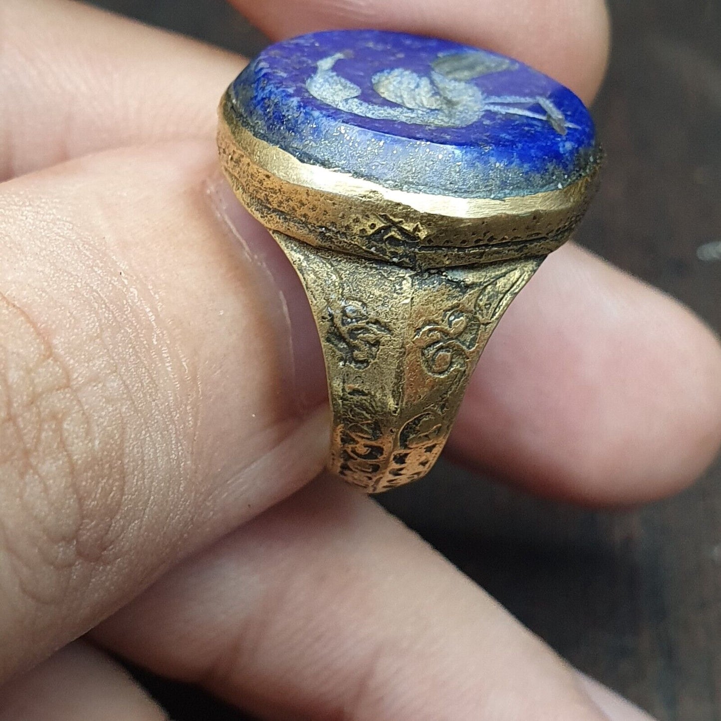 Antiker Vintage alter Lapis-Stein-Vogel-Intaglio-Messingring