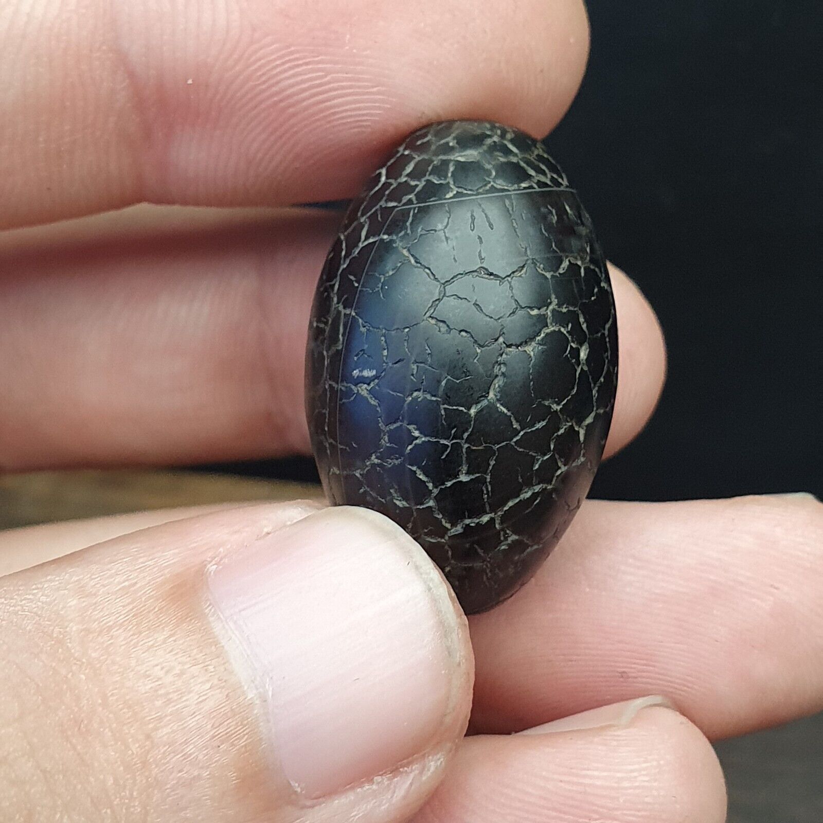 Vintage Tibetan Sulaimani Agate bead With Beautiful Stripes. AN- IT-279