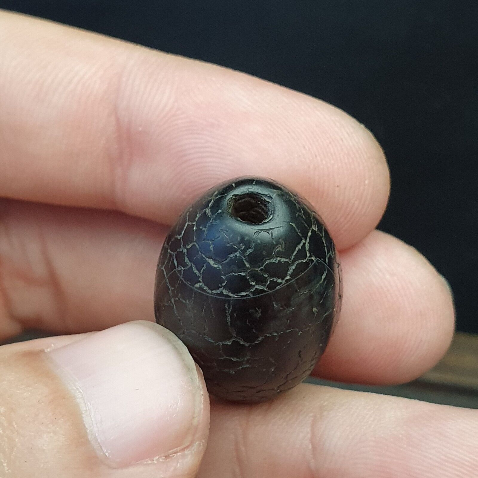 Vintage Tibetan Sulaimani Agate bead With Beautiful Stripes. AN- IT-279