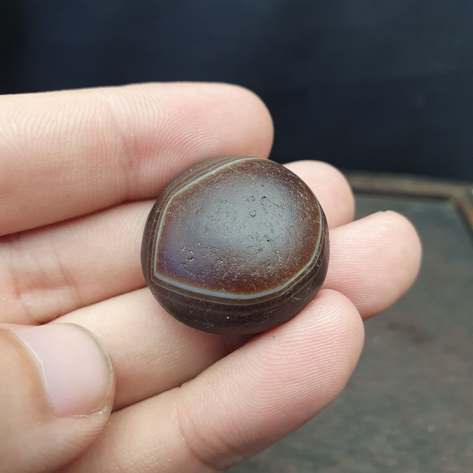 Antique Luk Mik Goat Eye Agate Dzi Amulet Bead