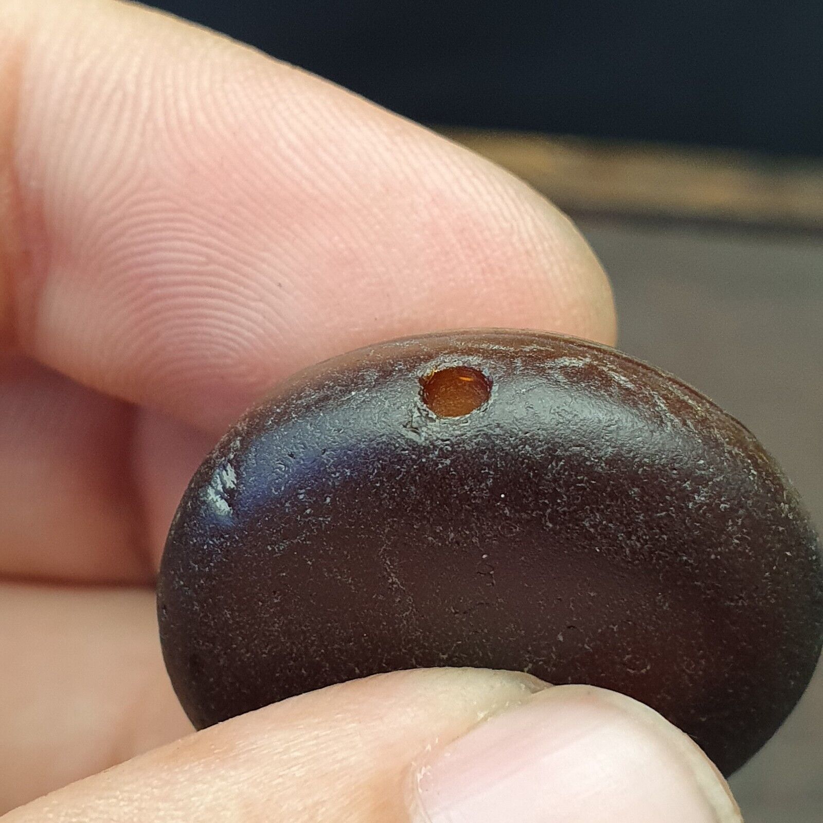 Antique Luk Mik Goat Eye Agate Dzi Amulet Bead