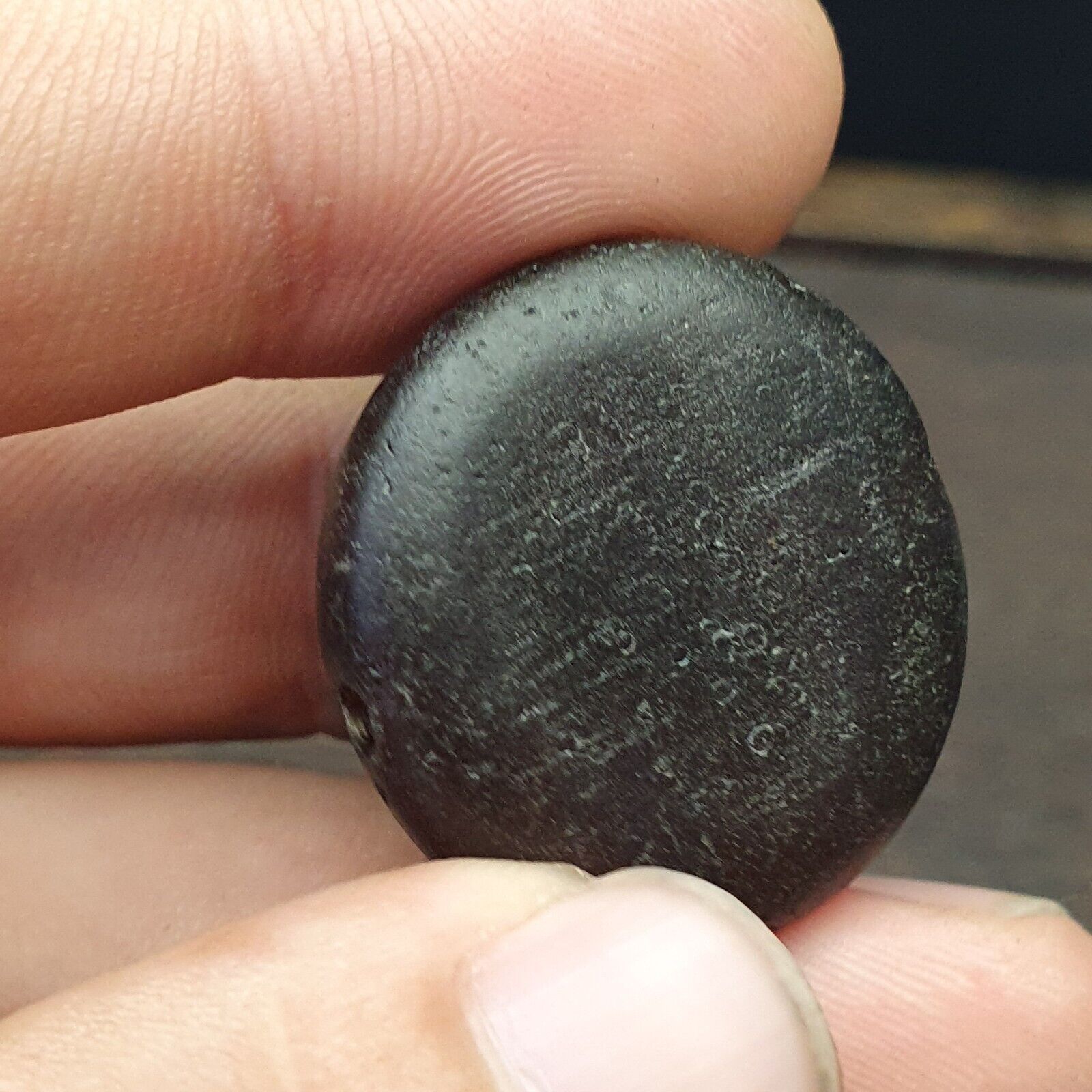 Antique Luk Mik Goat Eye Agate Dzi Amulet Bead