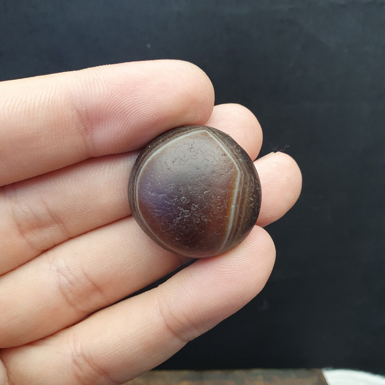 Antique Luk Mik Goat Eye Agate Dzi Amulet Bead