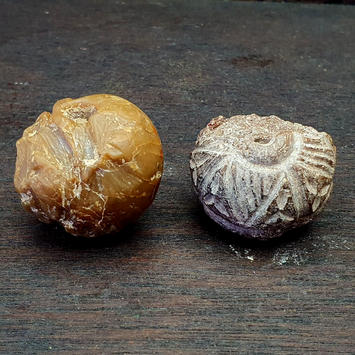 Lot 2 Ancient Himalayan Rare Jade and Black Stone Engraved Big Beads