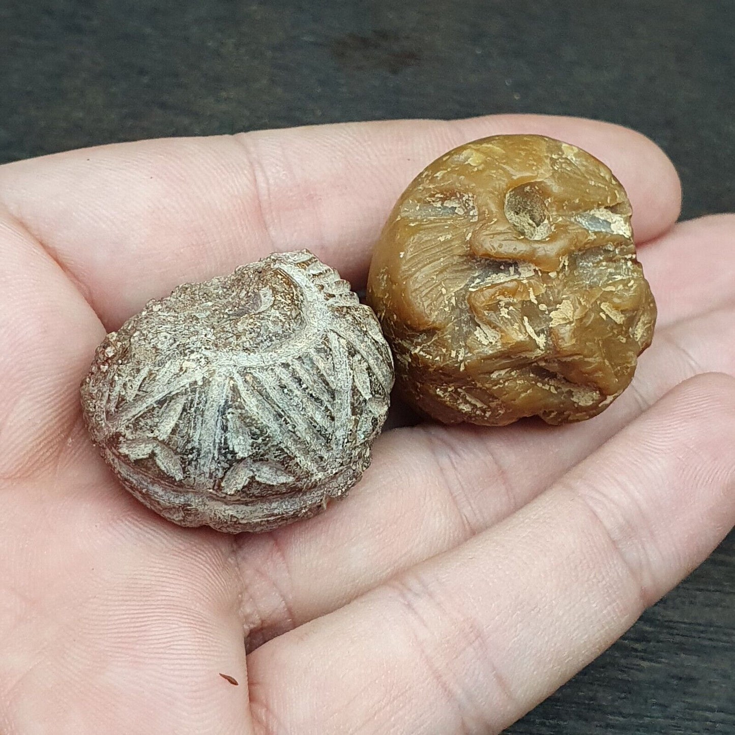 批次 2 古代喜馬拉雅稀有玉石和黑石雕刻大珠