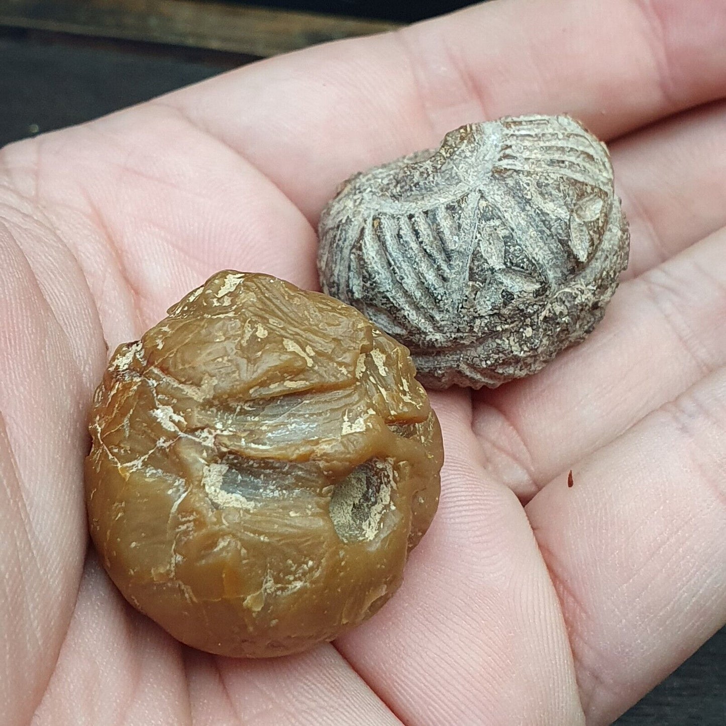 批次 2 古代喜馬拉雅稀有玉石和黑石雕刻大珠