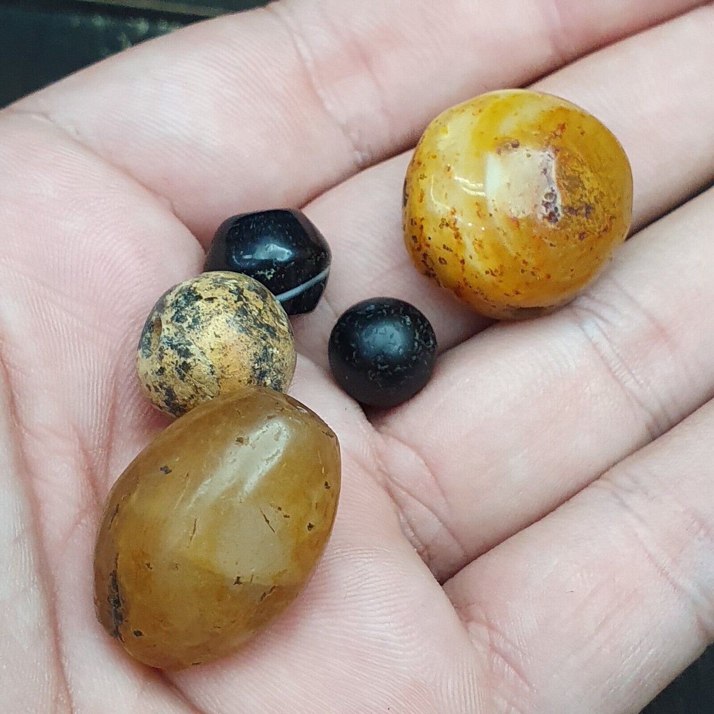 Lot 5 antike antike Himalaya-Suleimany-Achatperlen mit Bändern