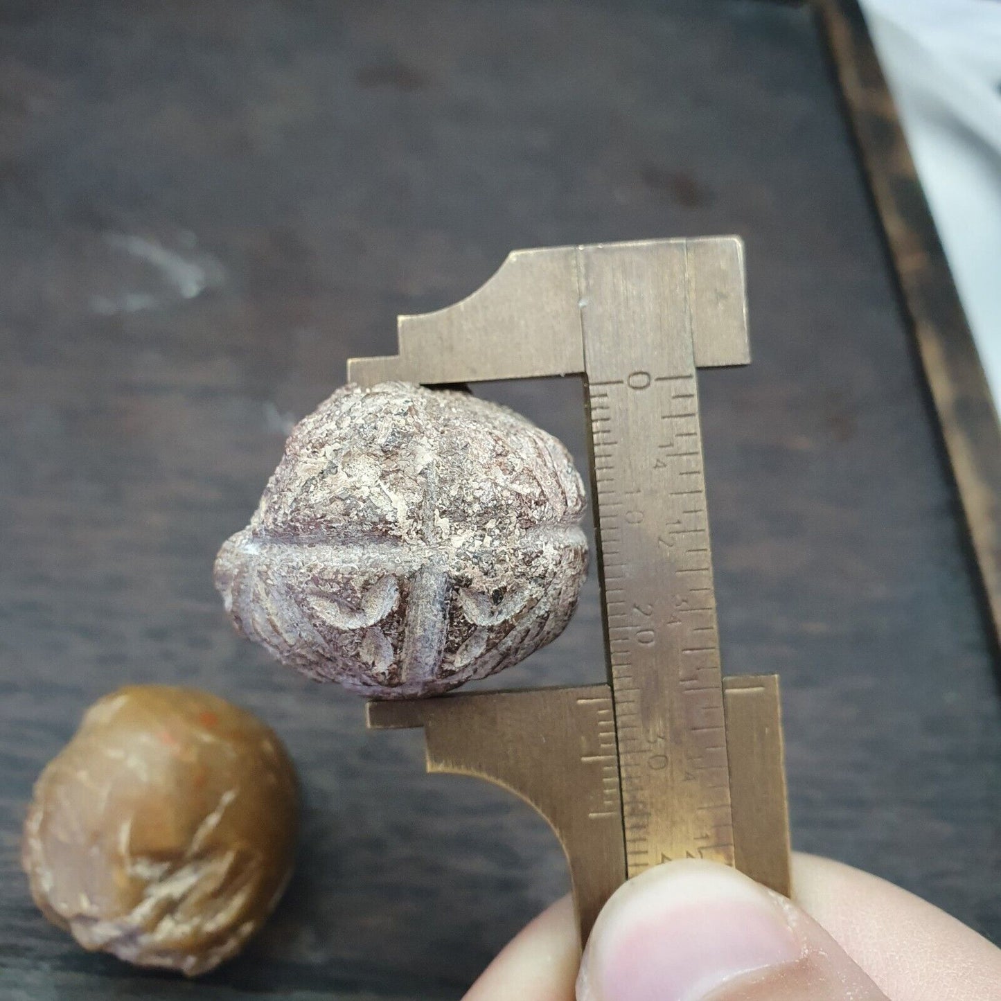 批次 2 古代喜馬拉雅稀有玉石和黑石雕刻大珠