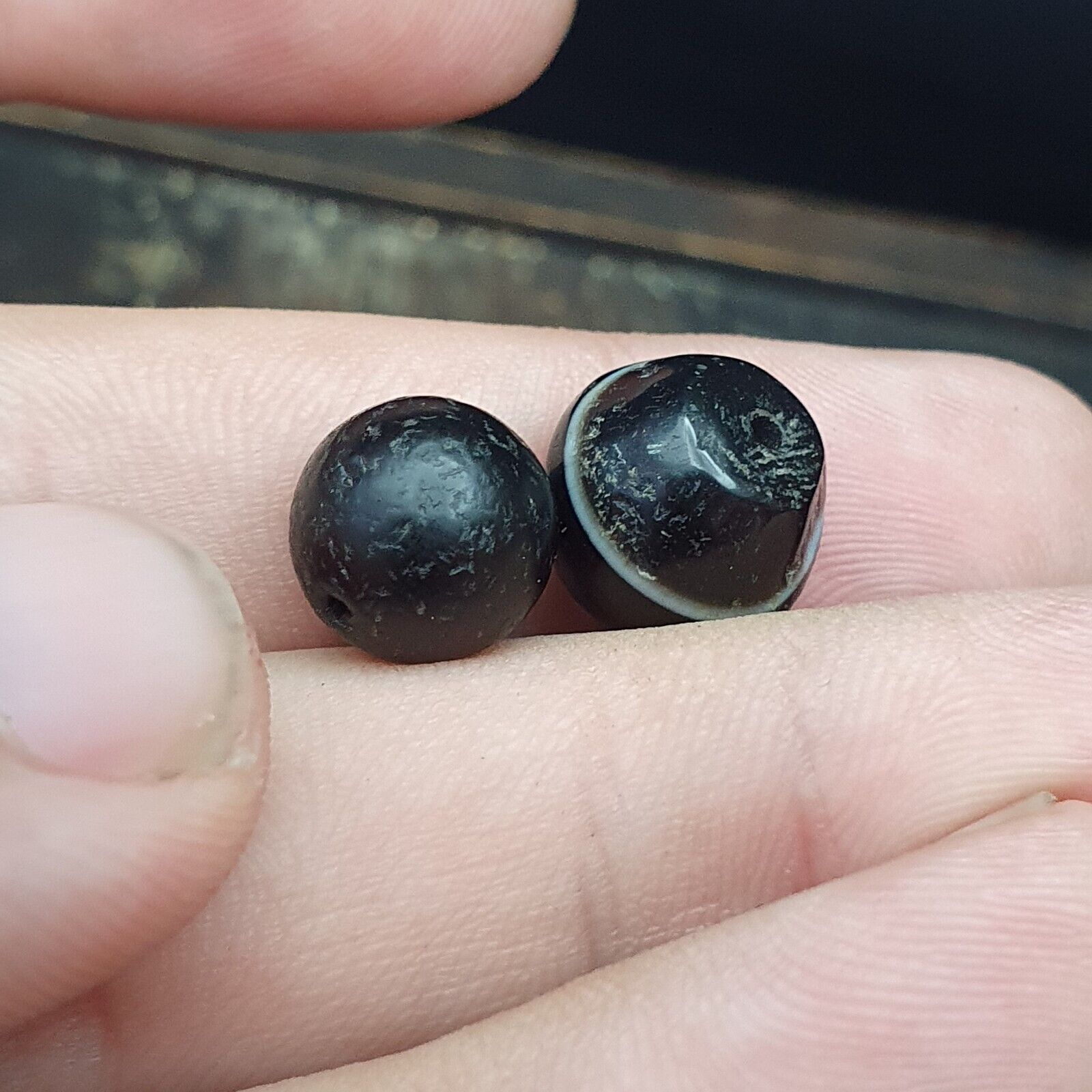 Lot 5 Ancient Antique Himalayan Suleimany Banded Agate Beads