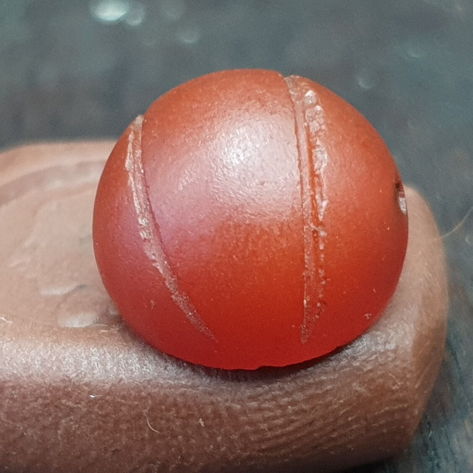 WORLD CLASS AGATE SEAL BEAD " KING, Human " PATTERN