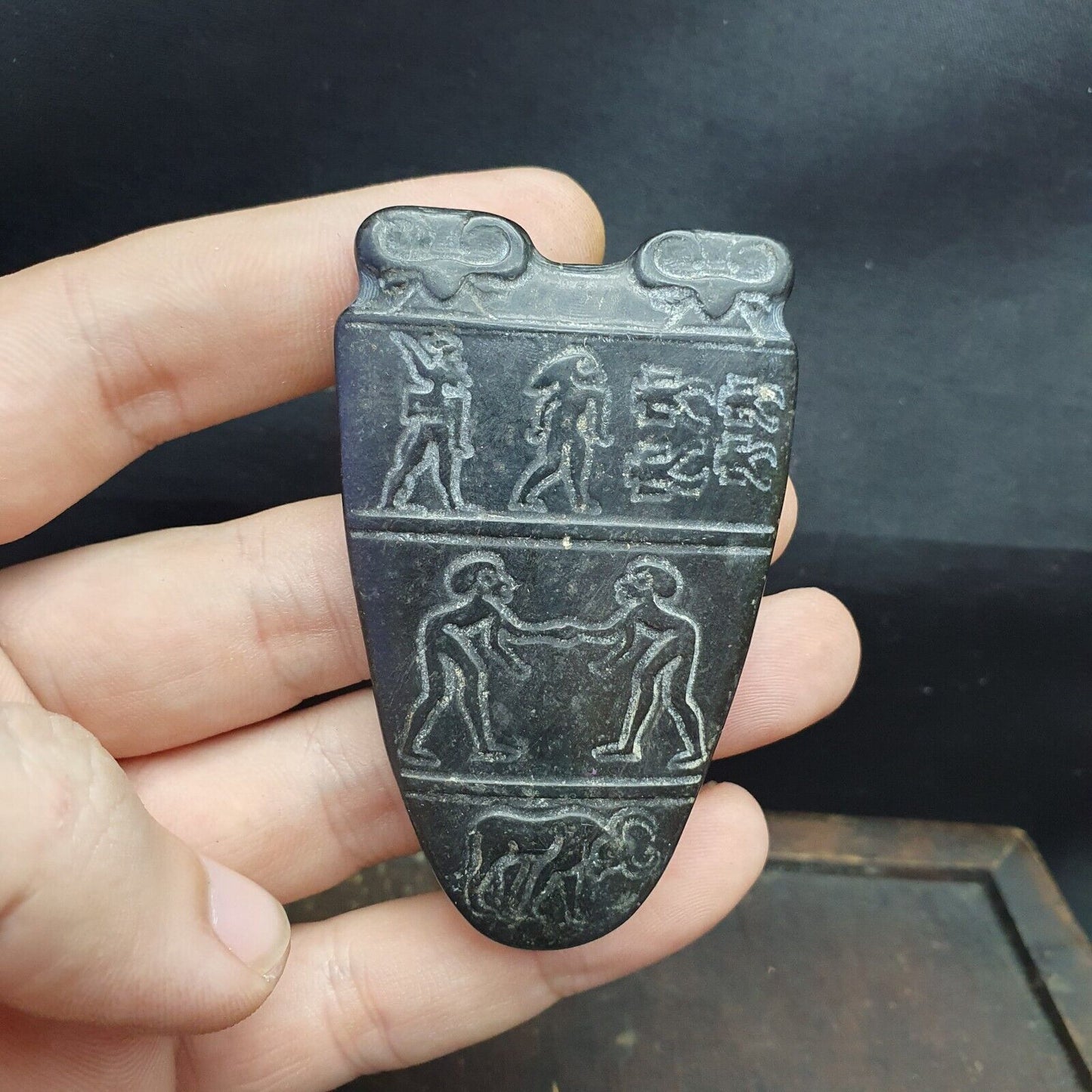 仿古中國黑石玉石手工雕刻鐵隕石