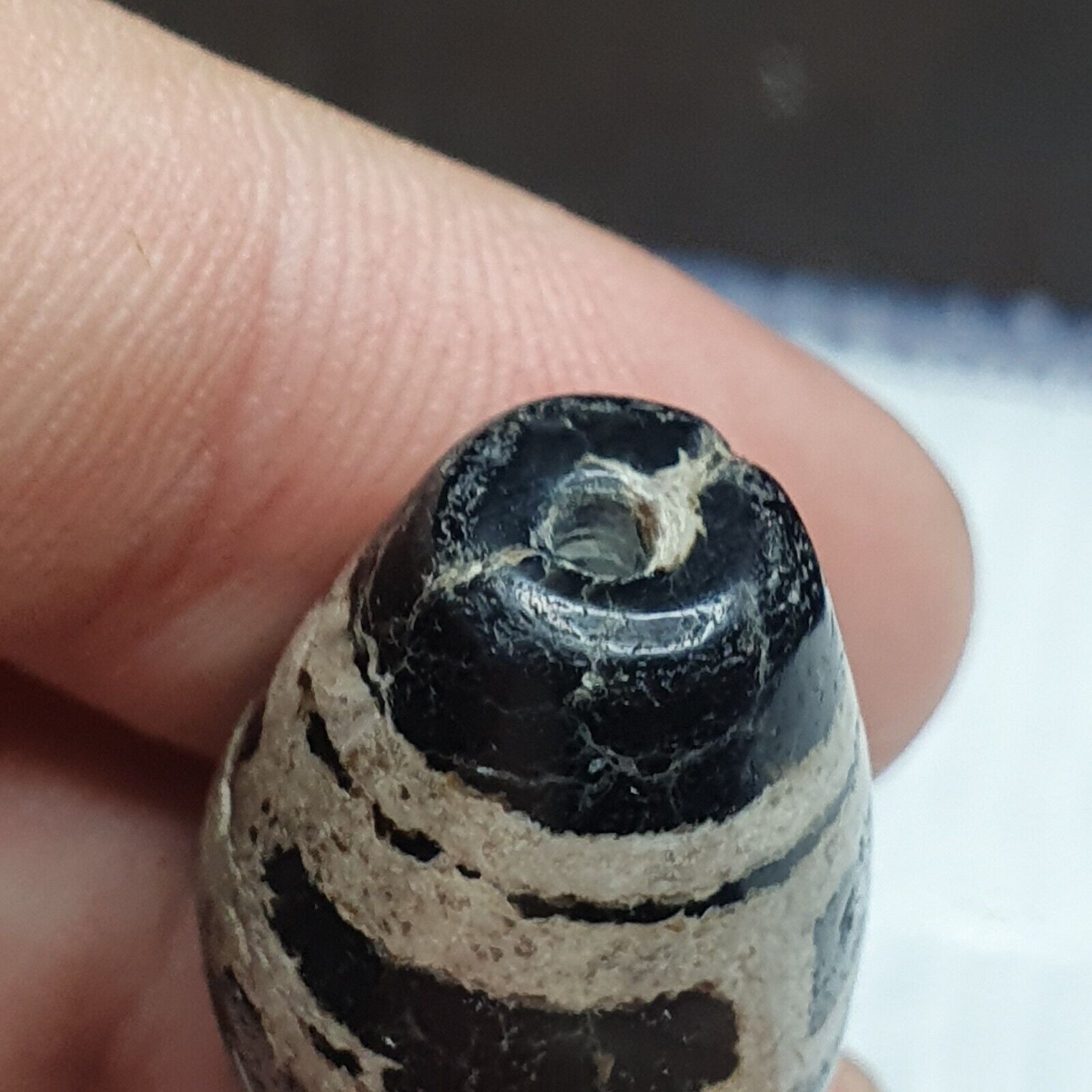 Vintage Old Himalayan Indo Tibetan Etched Agate Beads lot 2 Pieces