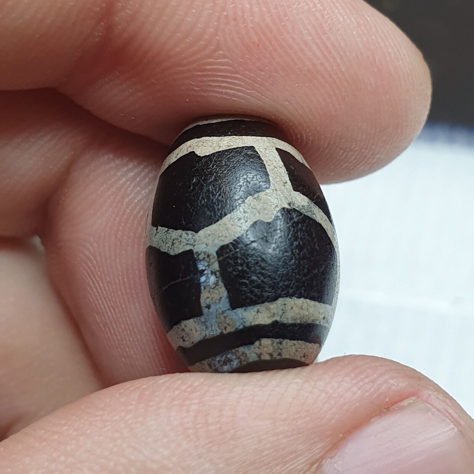 BEAUTIFUL LOT Vintage Old Himalayan Indo Tibetan Etched Agate Beads lot 6 Pieces