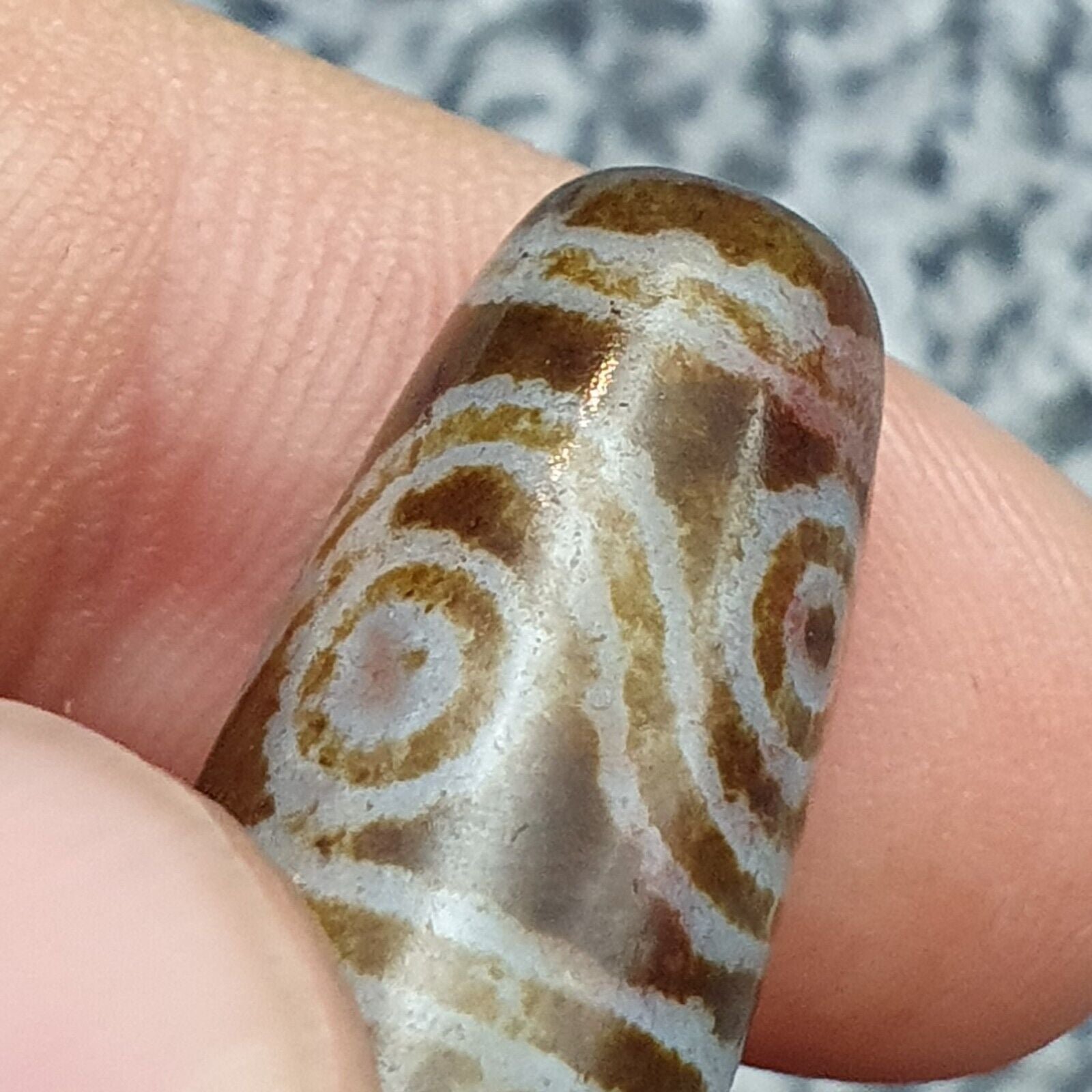 OLD Indo Tibetan Eyes Beads unique Patterns Dzi Amulet Beads