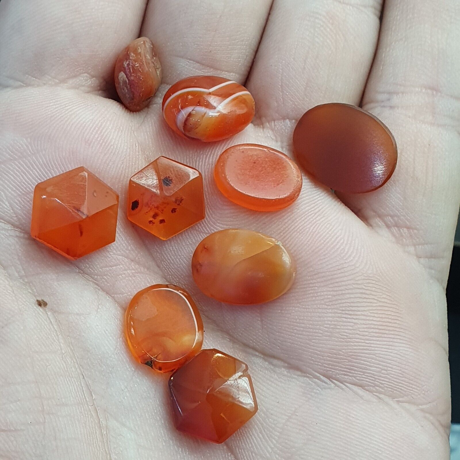 lot 9 Antique carnelian Old Himalayan Indo Tibetan African AGATE cabochons
