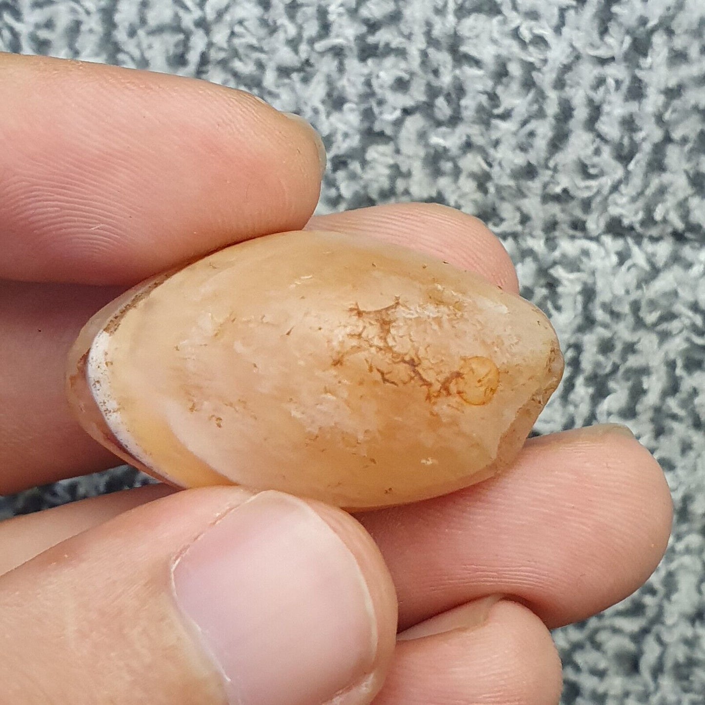 Antikes altes nahöstliches altes Achat-Stein-Amulett mit Augenperle