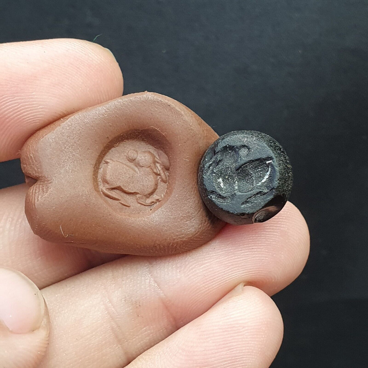 Antique old Himalayan Tibetan Black Stone Seal Agate bead Amulet
