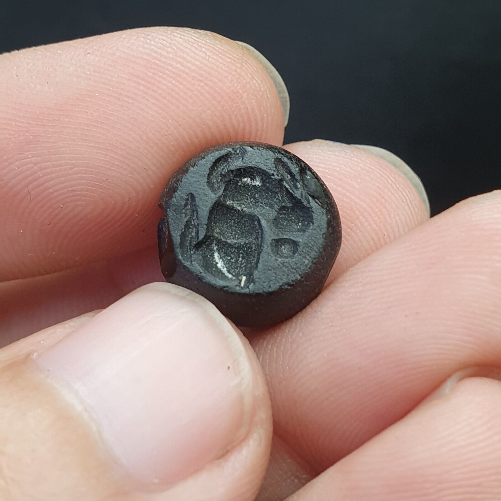 Antique old Himalayan Tibetan Black Stone Seal Agate bead Amulet