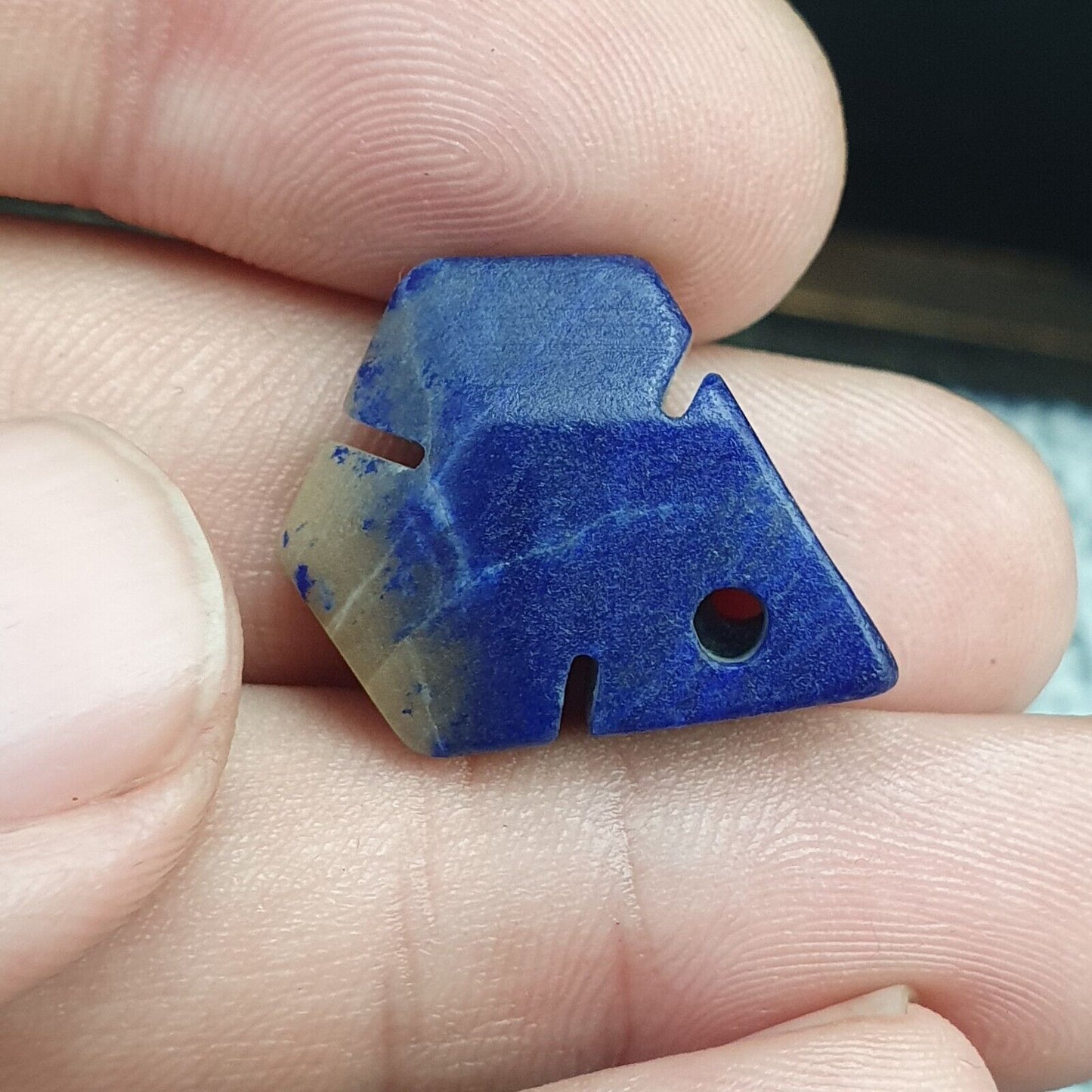 古老的天然近東青金石石珠批量