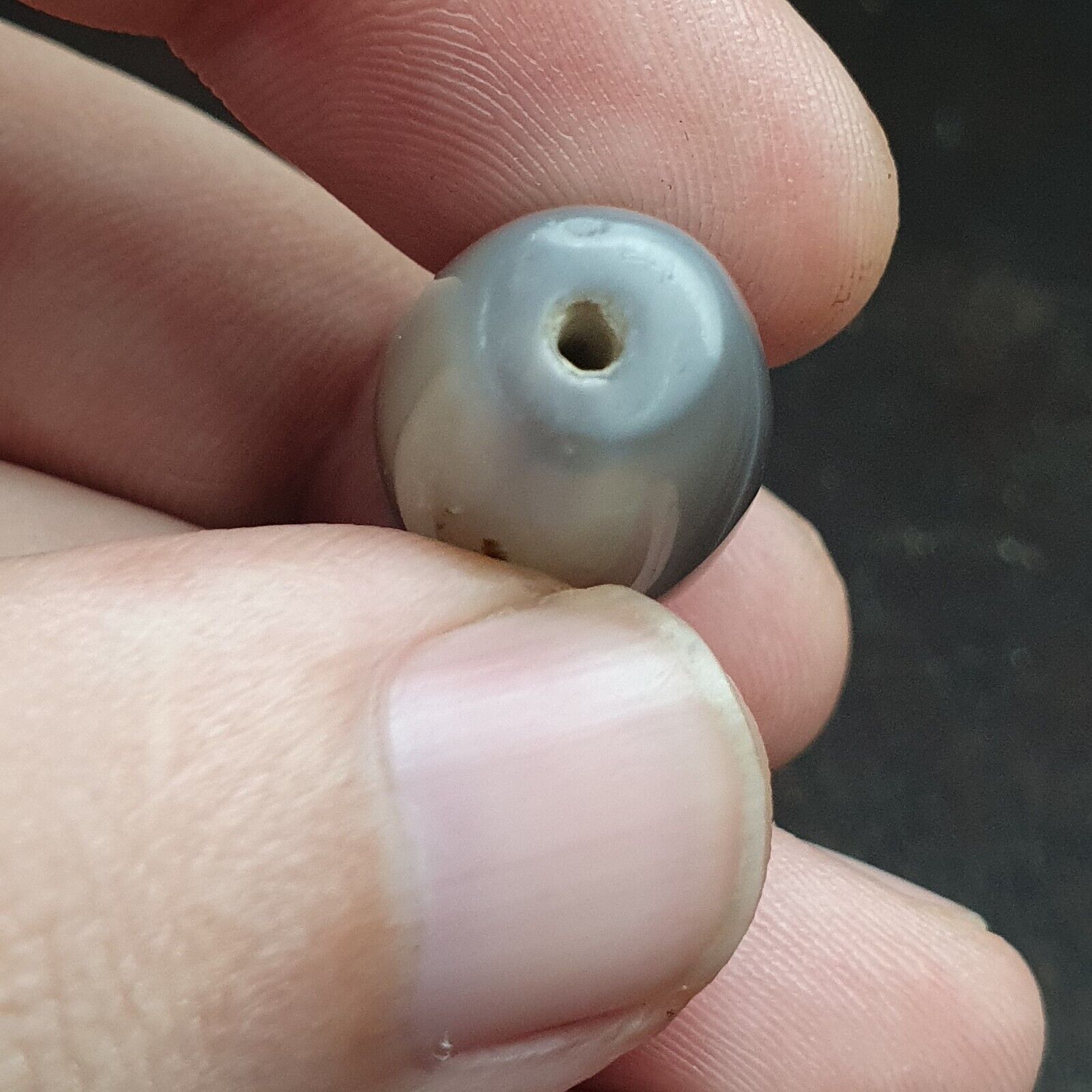 Lot 8 Ancient Antique Persian Himalayan Gray Blue Agate Beads