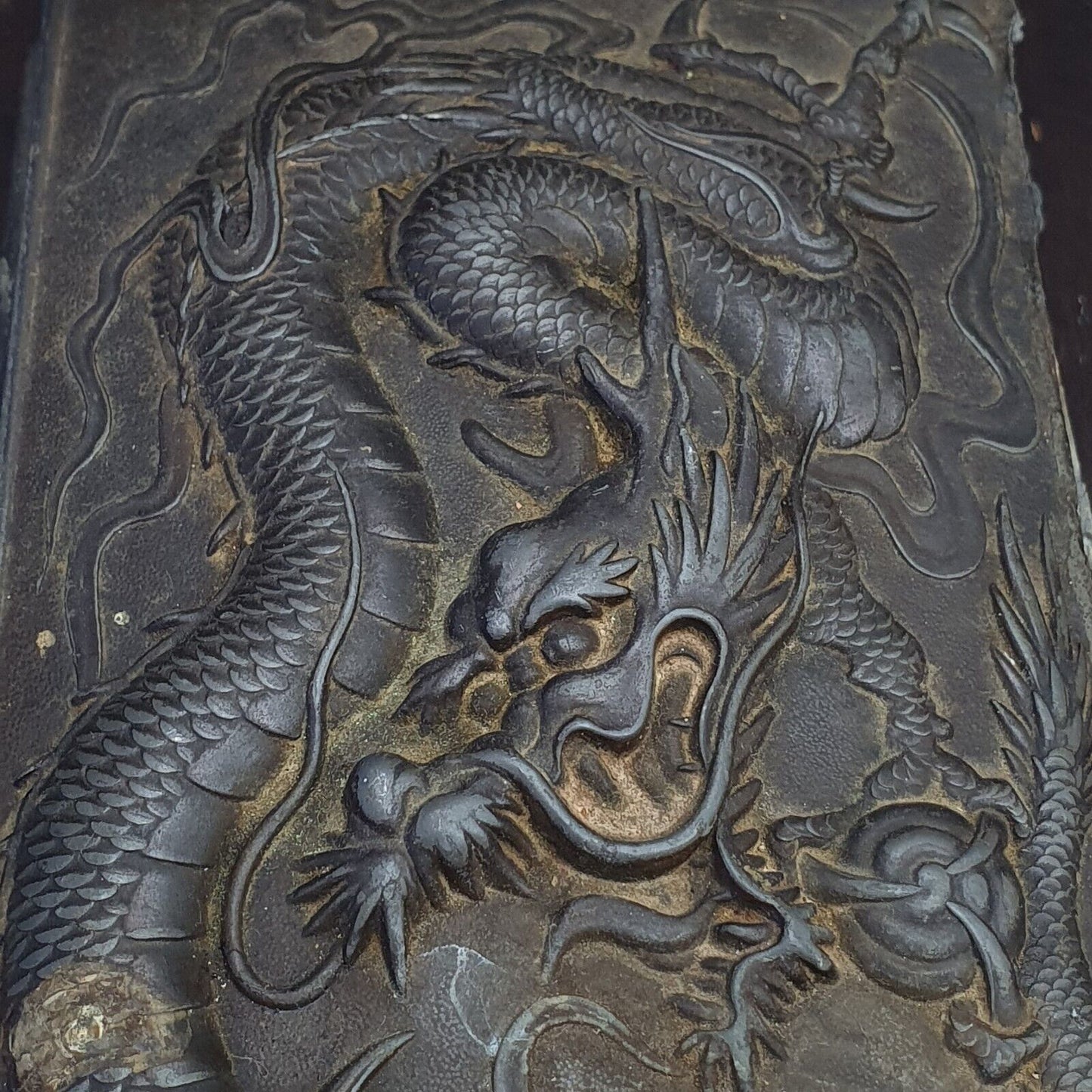 古董中國出口青銅盒帶龍裝飾稀有發現