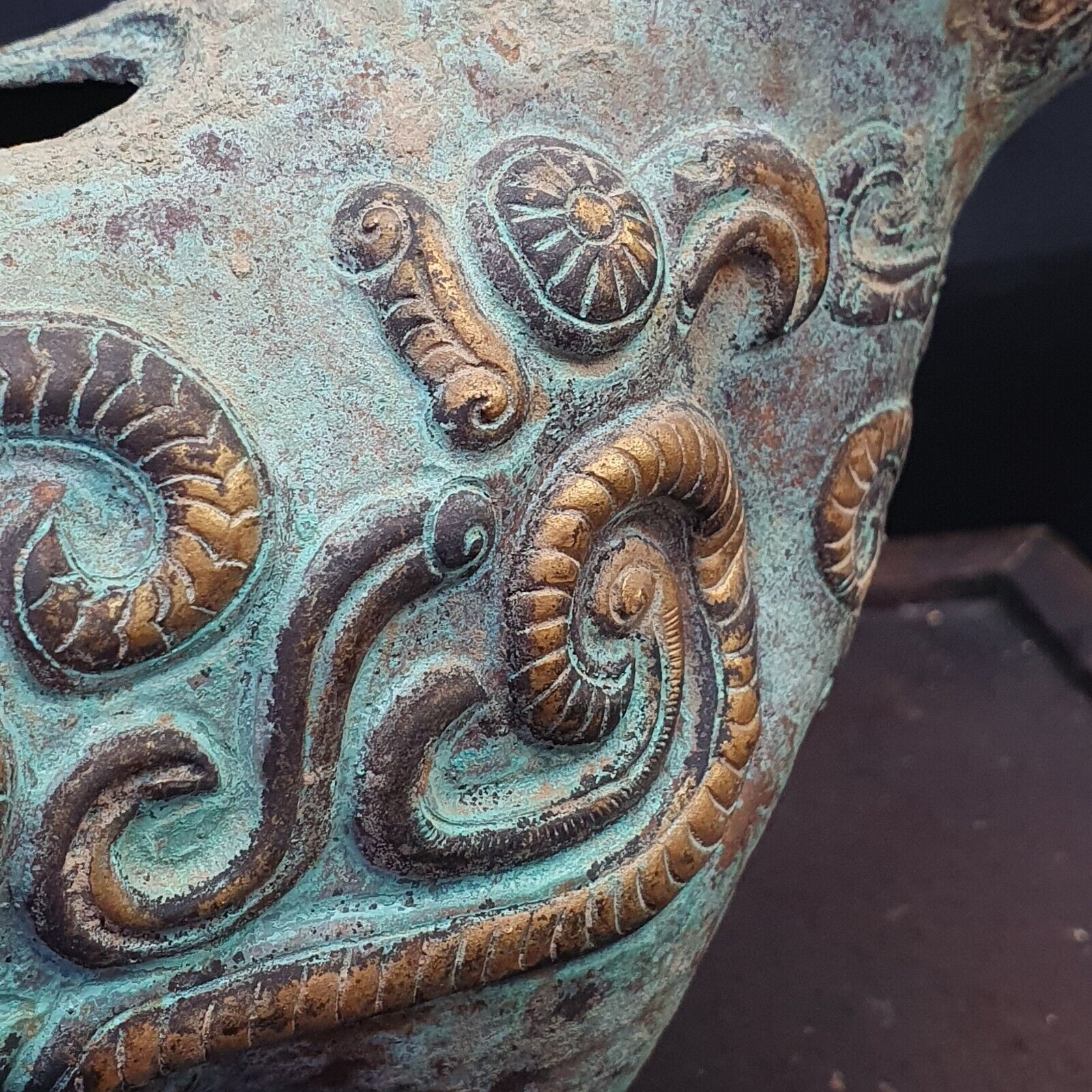 Antique Chinese civilization bronze Brass cow figure Rare find Mystical Figures