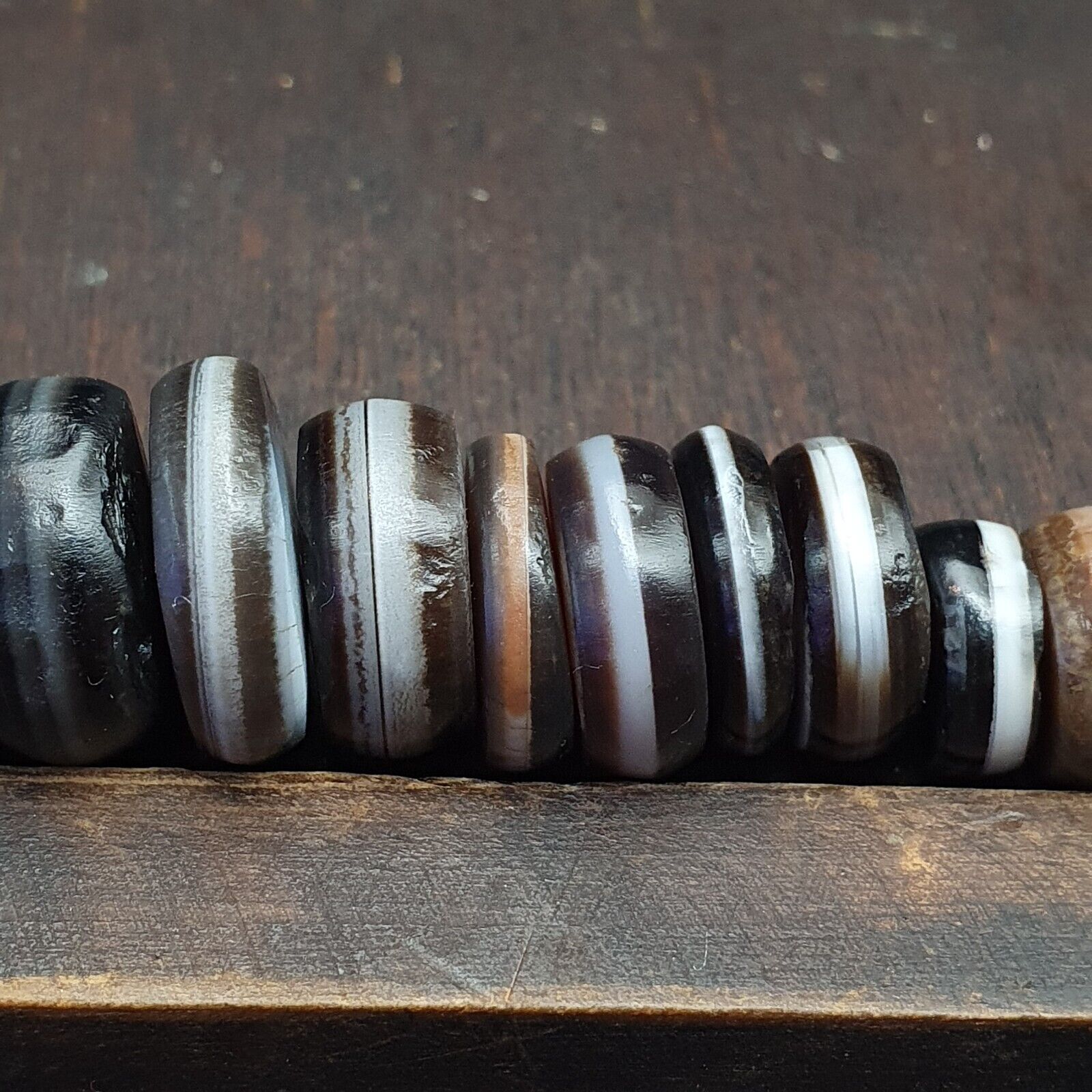 Lot 20 Ancient Antique INDO Himalayan Dzi Beads Soleimani Banded Agate Beads