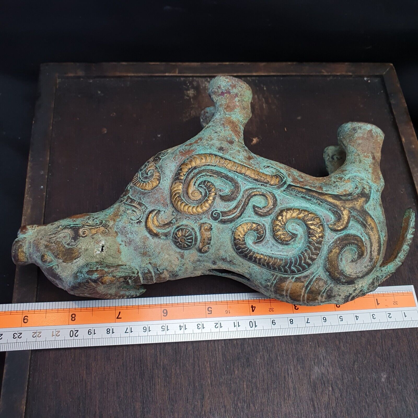 Antique Chinese civilization bronze Brass cow figure Rare find Mystical Figures