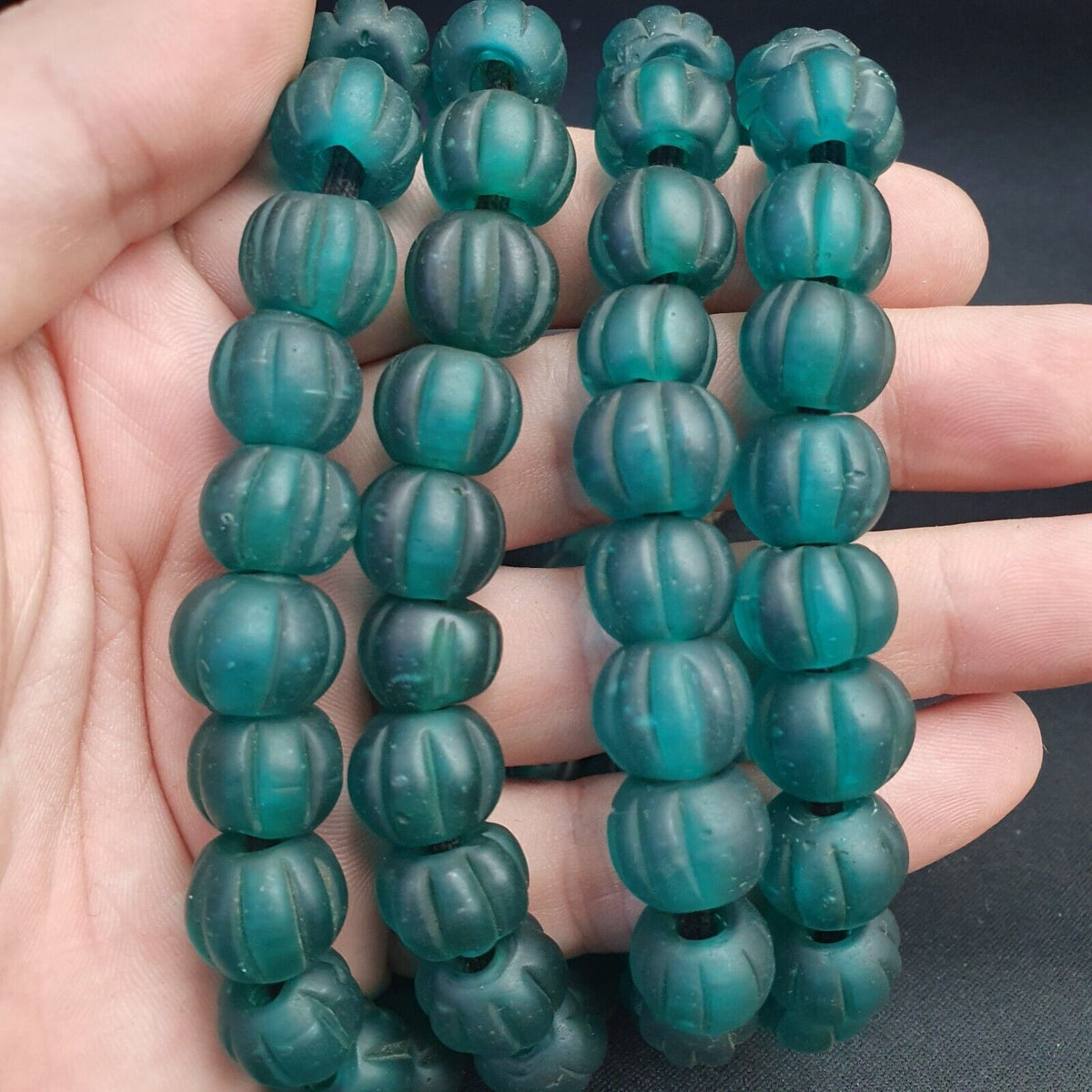 BEAUTIFUL OLD AFRICAN Green GLASS ANTIQUE BEADS 13-14MM