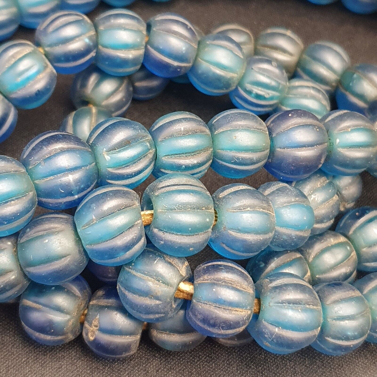 BEAUTIFUL OLD AFRICAN Blue GLASS ANTIQUE BEADS 13-14MM