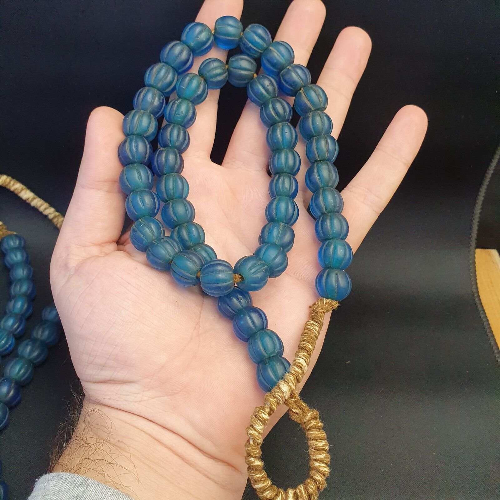BEAUTIFUL OLD AFRICAN Blue GLASS ANTIQUE BEADS 13-14MM