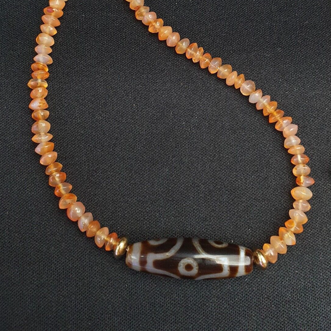 Himalayan Indo Tibetan Eye Beads unique Patterns Dzi Amulet Agate Beads Necklace