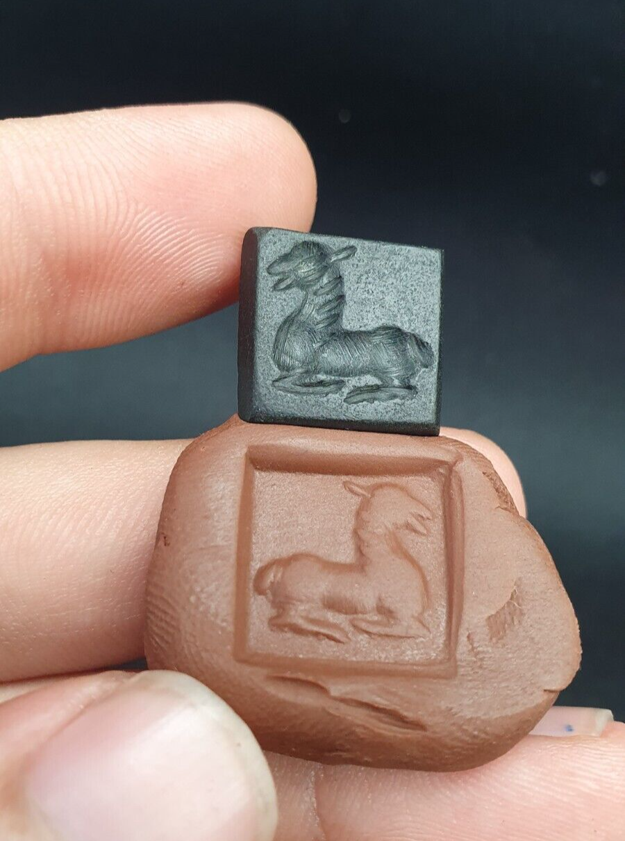 古代古董中東深綠色玉石郵票印章動物