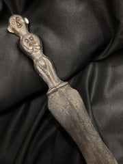 Antique WONDERFUL BRONZE DAGGER SHORT SWORD With Human Heads Handle