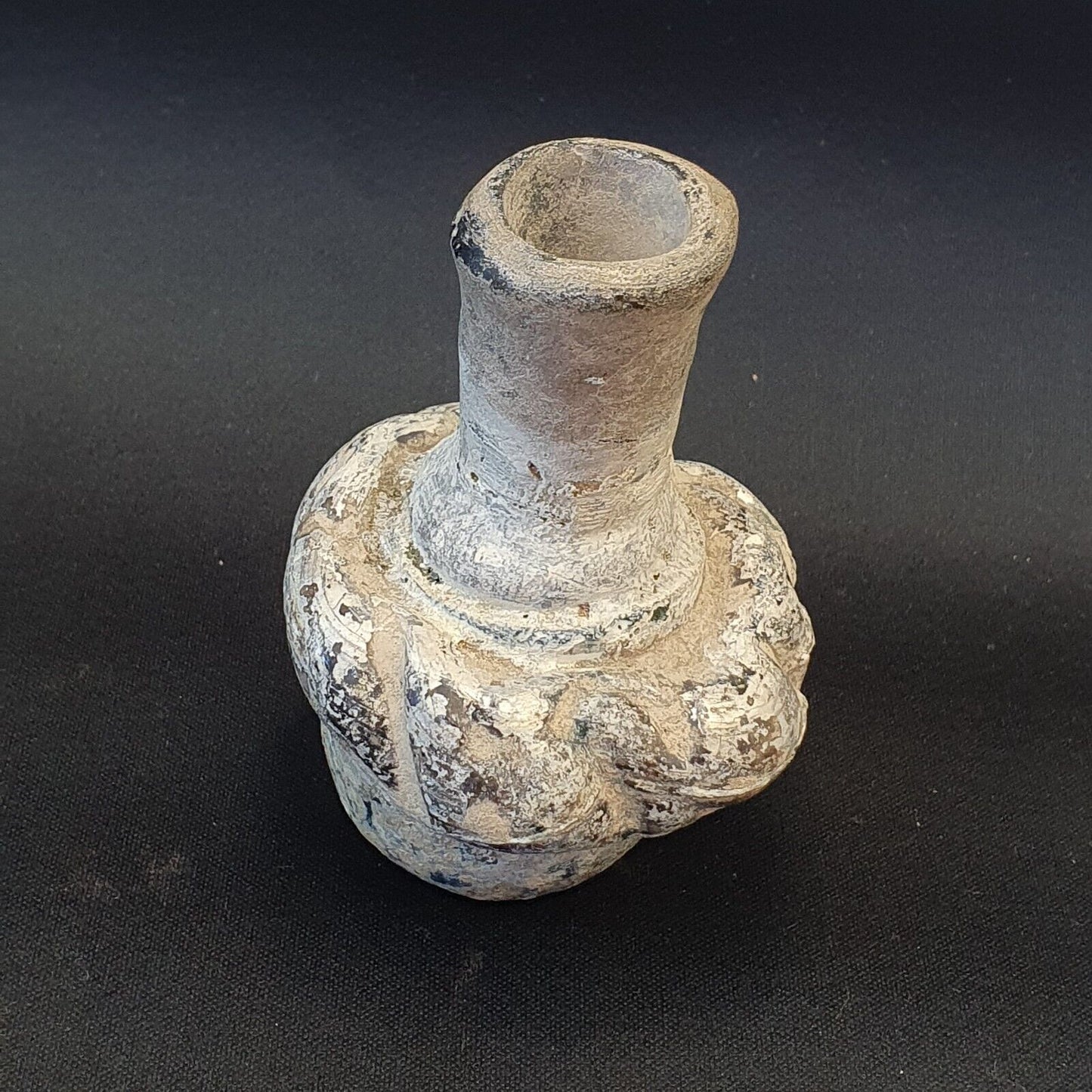 Antike römische Parfümflasche aus Glas, Medizinflasche in ausgezeichnetem Zustand