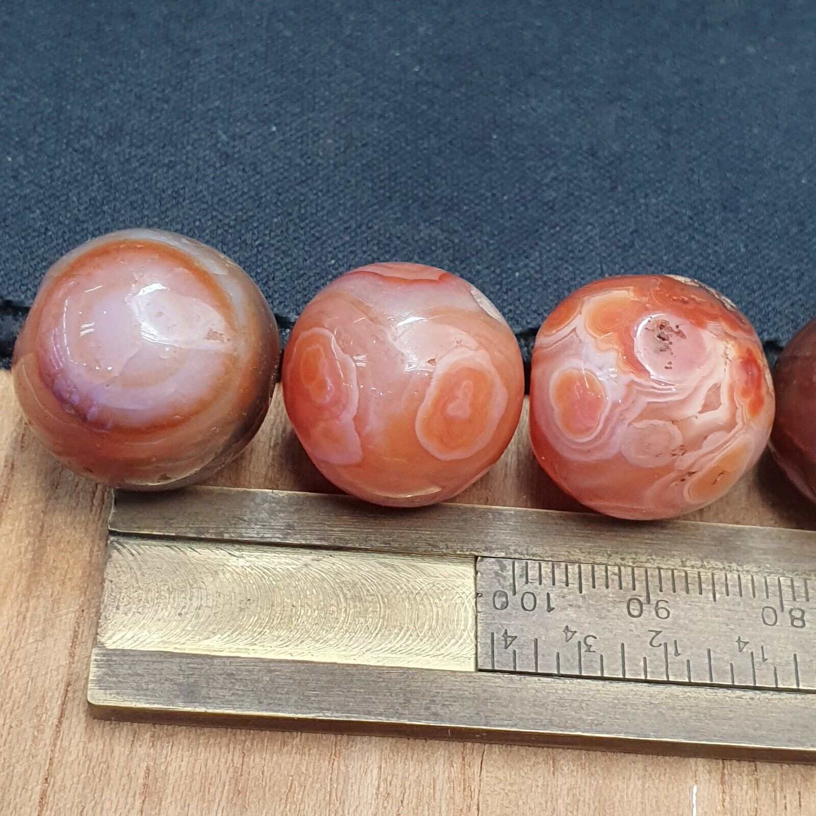 Lot 8 Antique Agate Eye Beads Safavid dynasty Mughal Era Beads 17-19mm