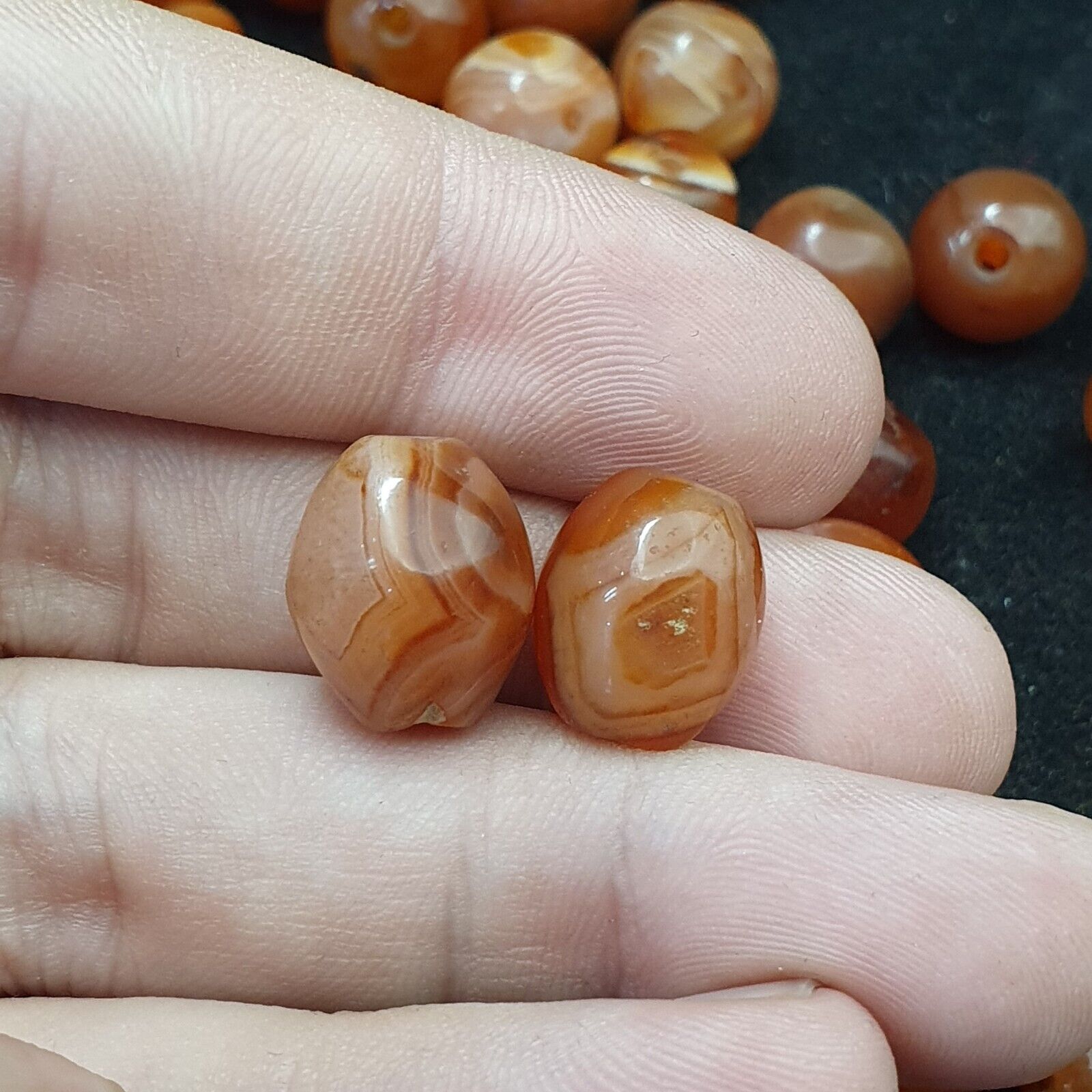 Lot 84 Antique Agate Eye Beads Safavid dynasty Mughal Era Beads 200 Grams